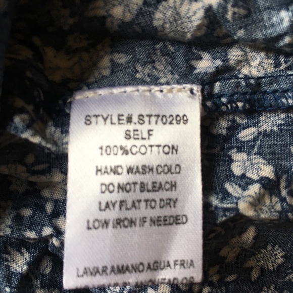 New Tassels N Lace Blue Bell Sleeved Top - Picture 8 of 8